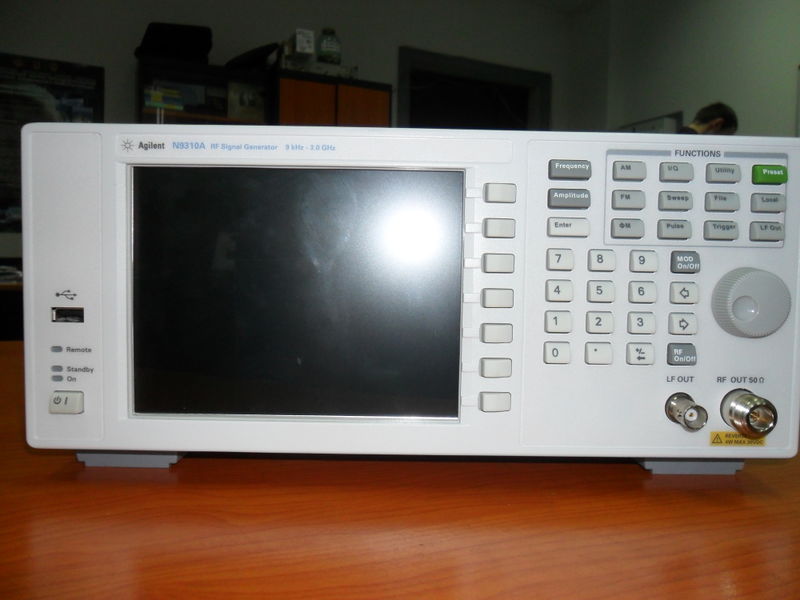 Файл:20111103 N9310A front.JPG