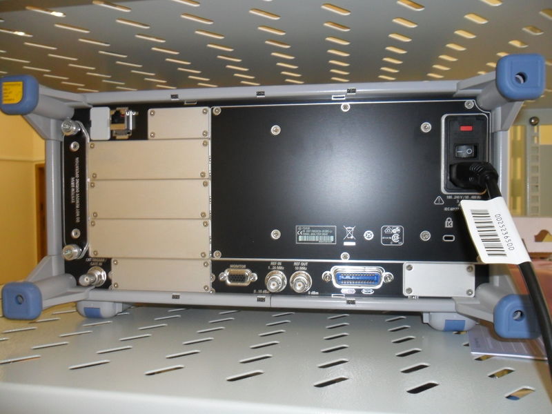Файл:20111103 FSV30 101285 back.JPG